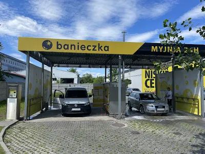 Banieczka - Bezdotykowa Myjnia Samochodowa 24H